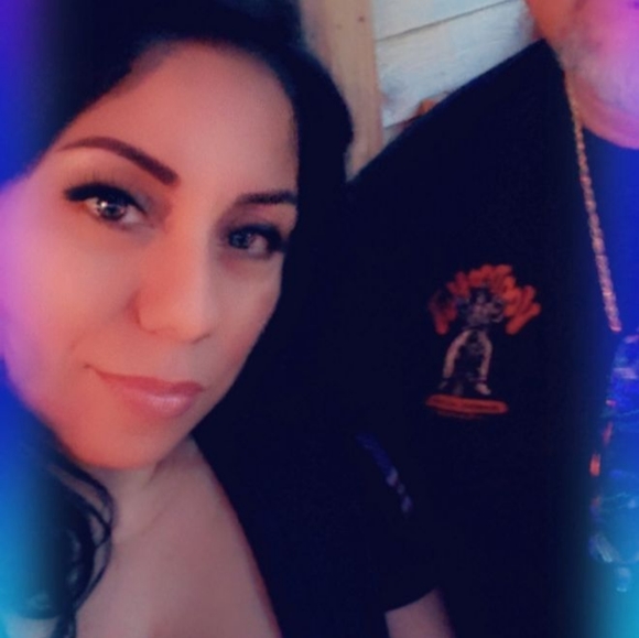 Meet your Posher, Cyndee - Picture 1 of 1